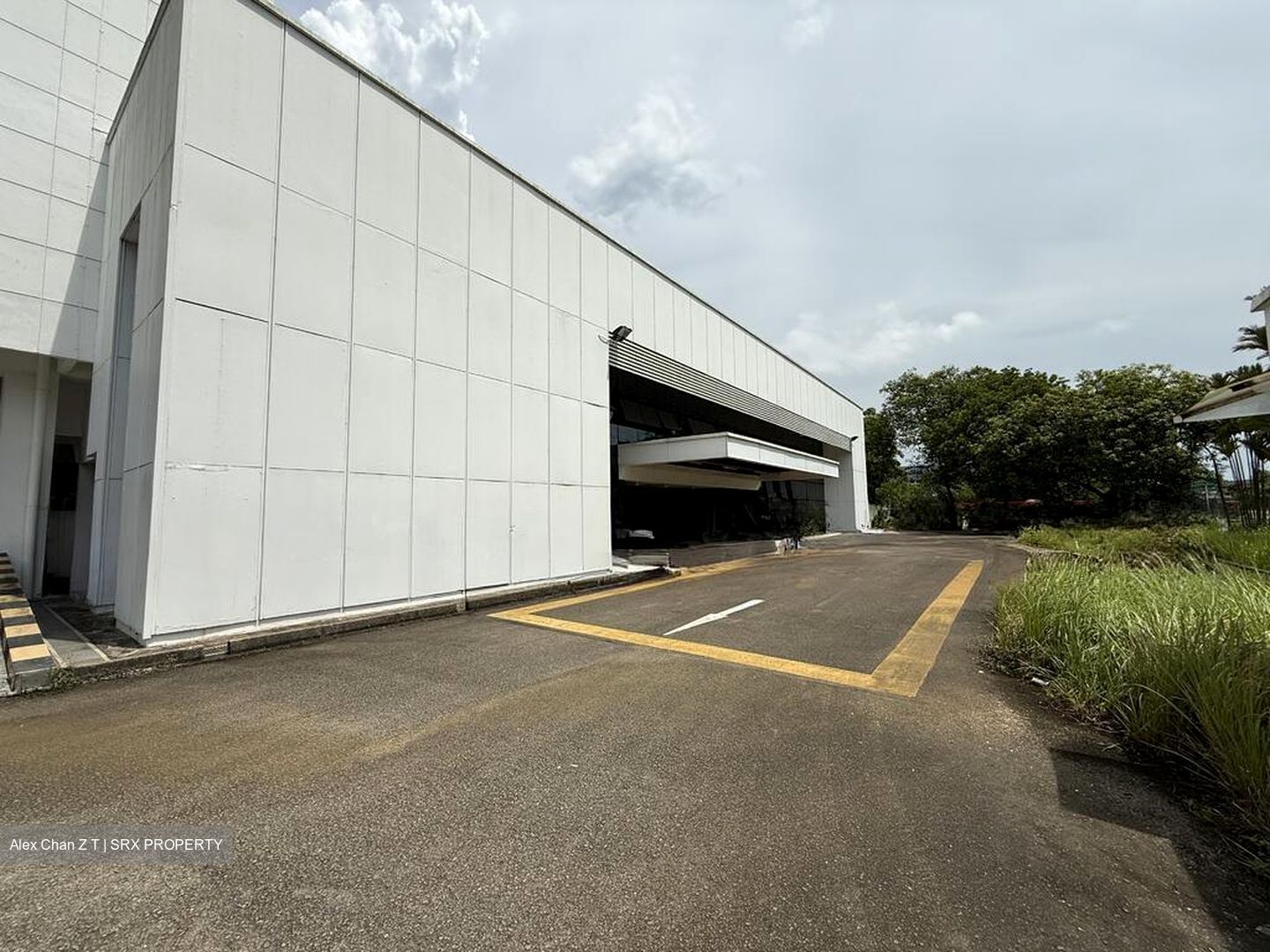 Tuas Avenue 8 (D22), Factory #578704051